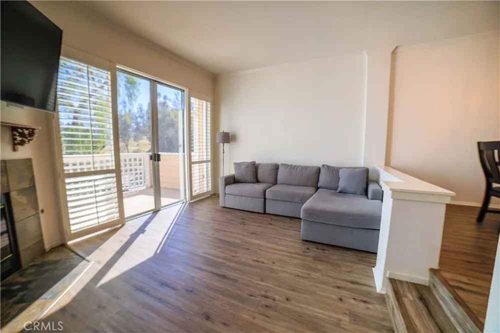 24514 Mcbean Parkway #52 Valencia, CA 91355