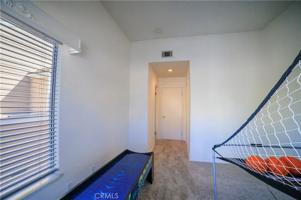 24514 Mcbean Parkway #52 Valencia, CA 91355