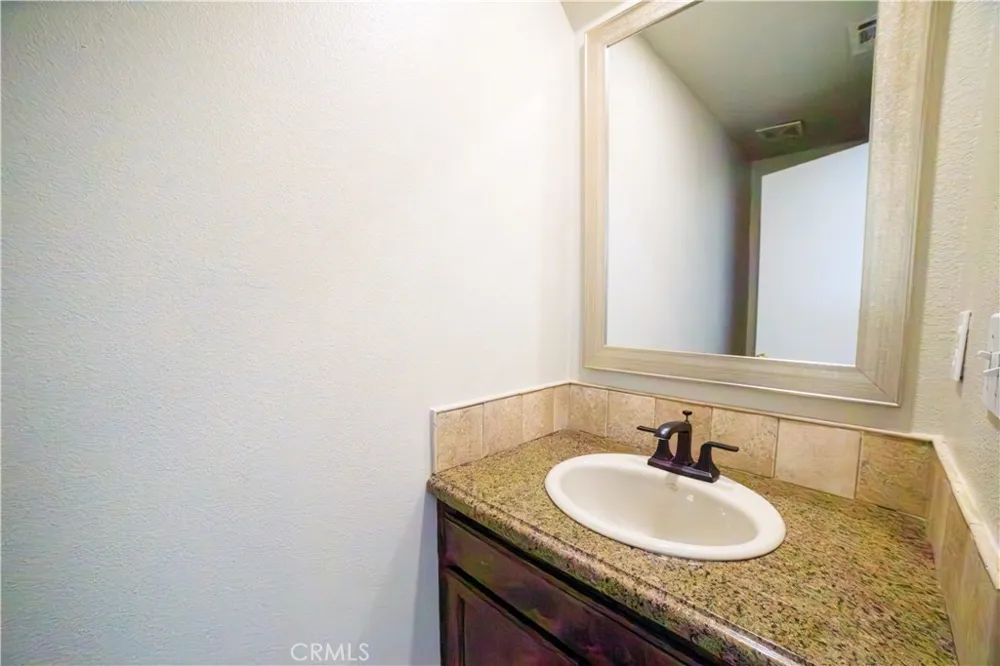 24514 Mcbean Parkway #52 Valencia, CA 91355