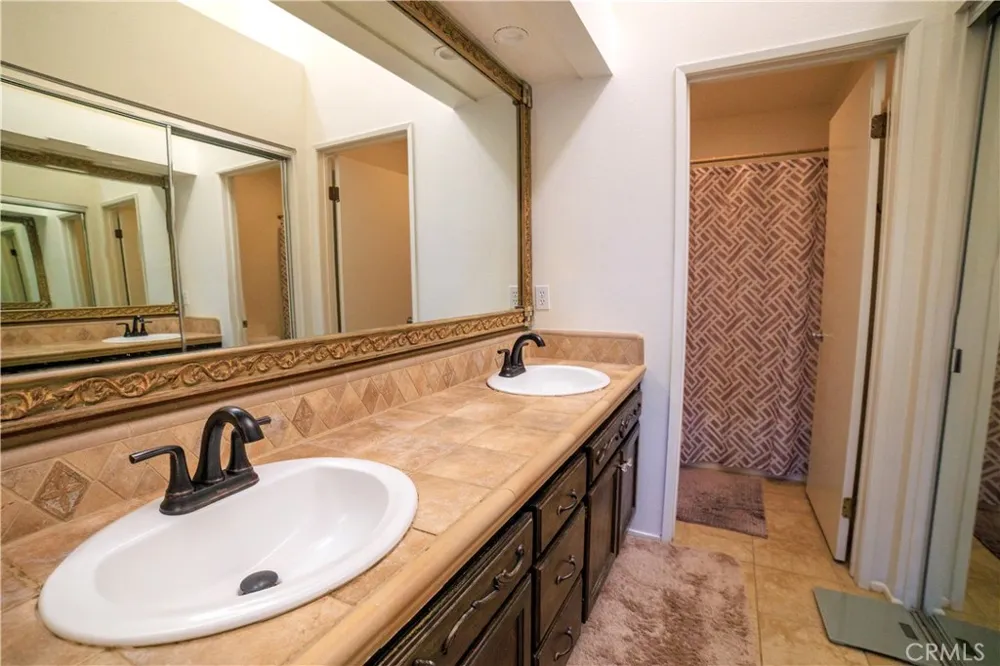 24514 Mcbean Parkway #52 Valencia, CA 91355