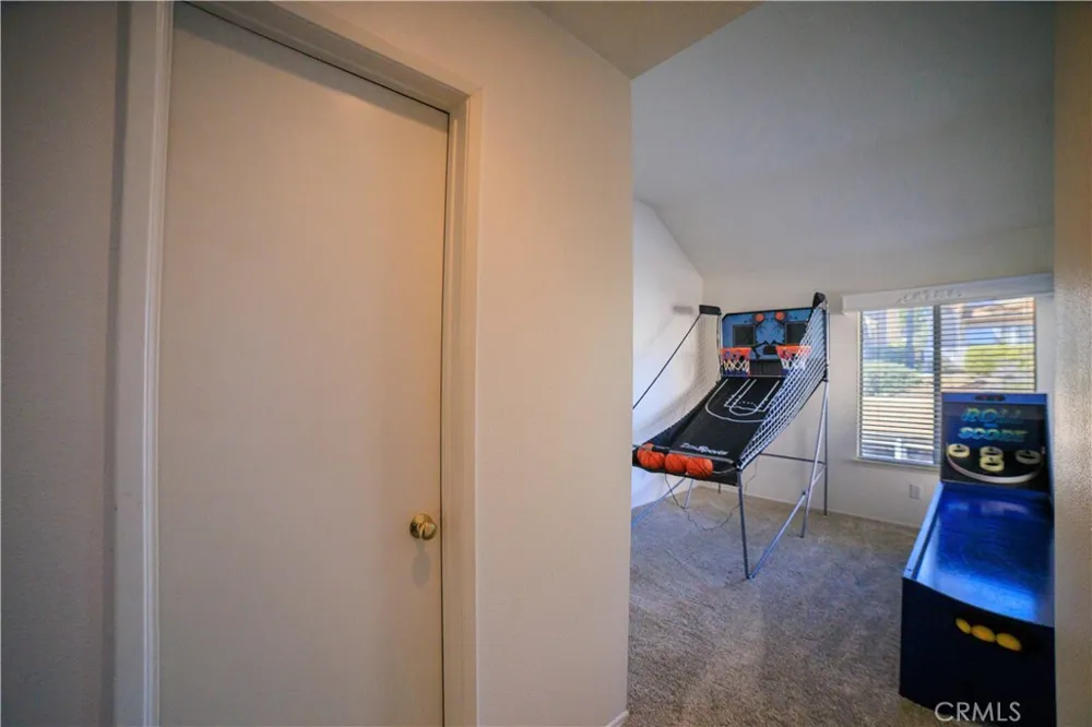 24514 Mcbean Parkway #52 Valencia, CA 91355