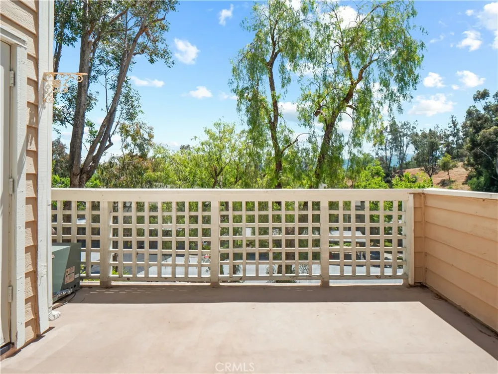 24514 Mcbean Parkway #52 Valencia, CA 91355