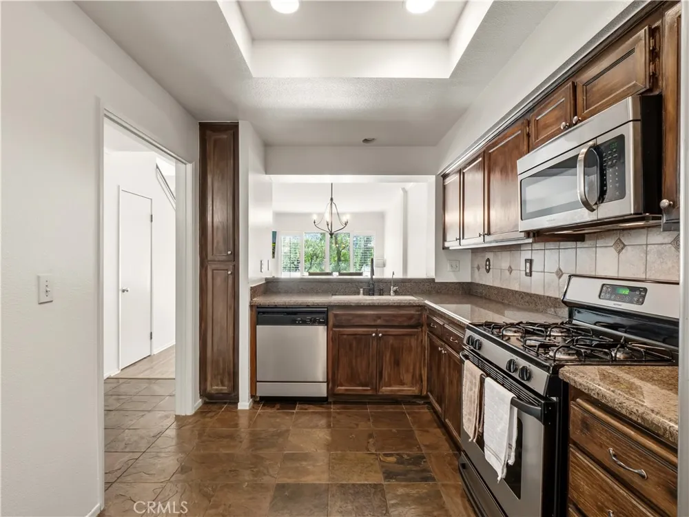 24514 Mcbean Parkway #52 Valencia, CA 91355