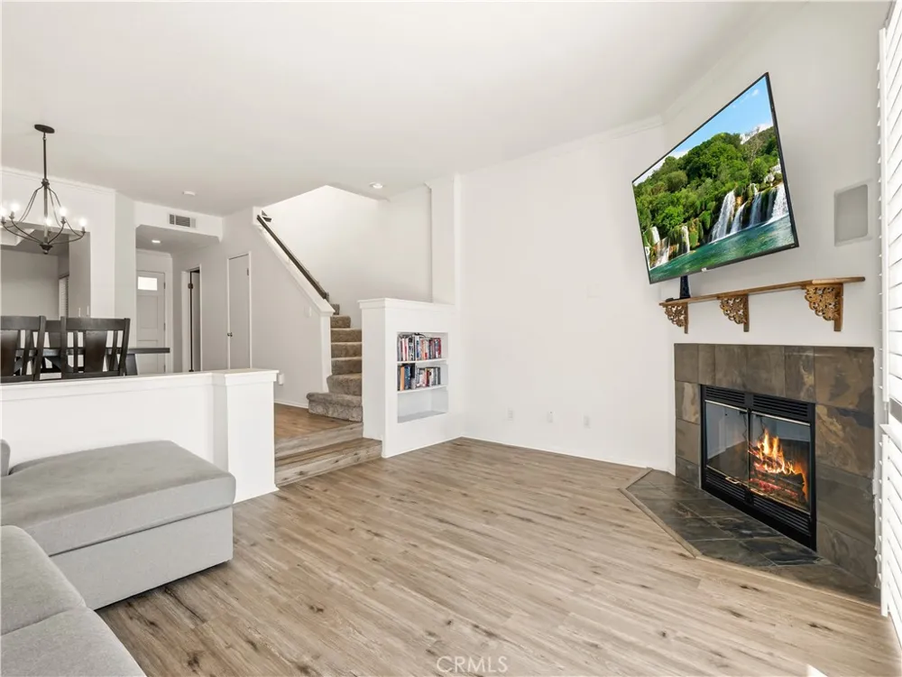 24514 Mcbean Parkway #52 Valencia, CA 91355