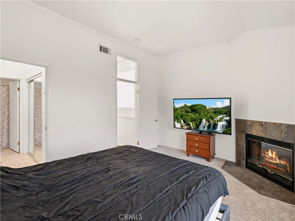 24514 Mcbean Parkway #52 Valencia, CA 91355