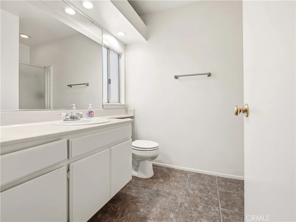 24514 Mcbean Parkway #52 Valencia, CA 91355