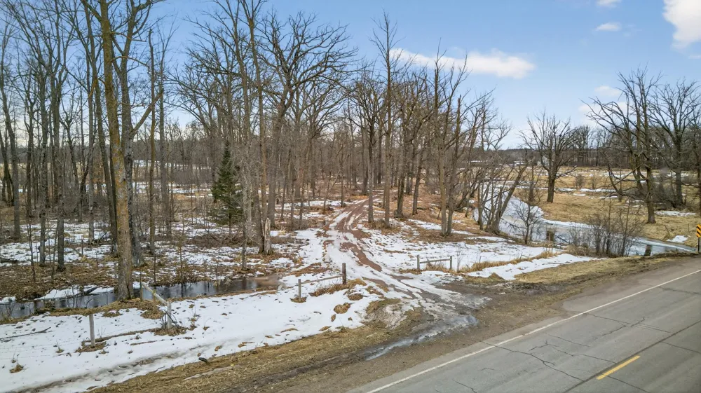 17150 Two Creek Brook Park, MN 55007