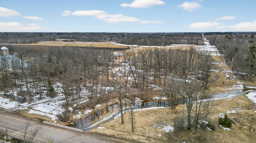 17150 Two Creek Brook Park, MN 55007