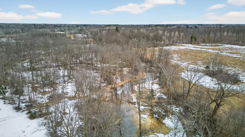 17150 Two Creek Brook Park, MN 55007