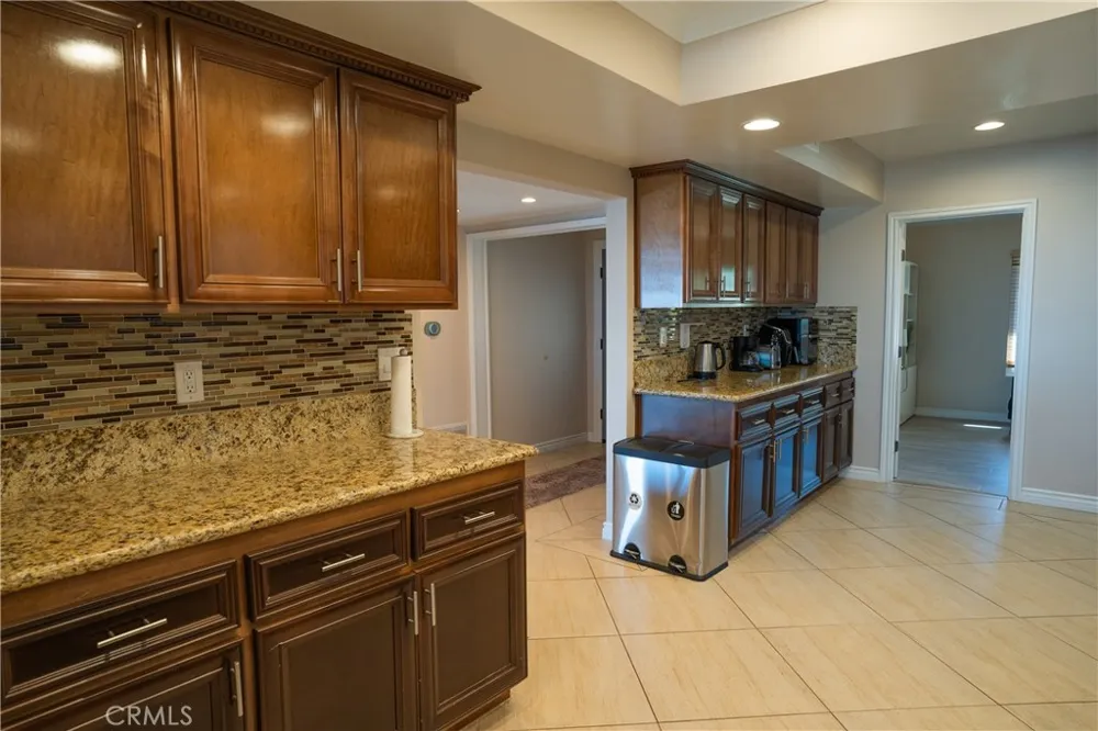 2067 Glentree Lomita, CA 90717