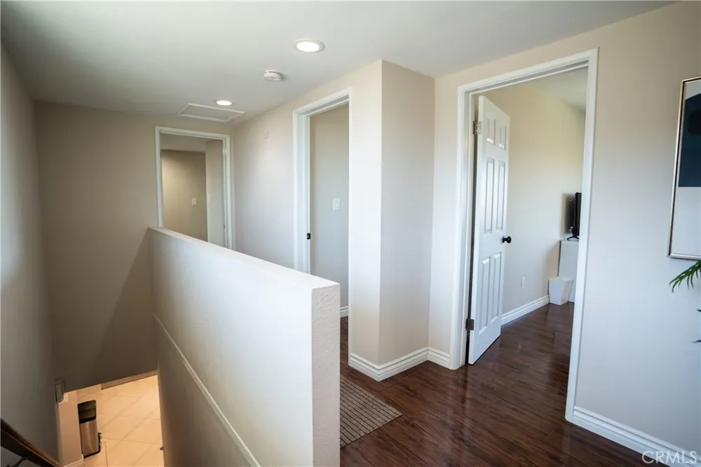 2067 Glentree Lomita, CA 90717