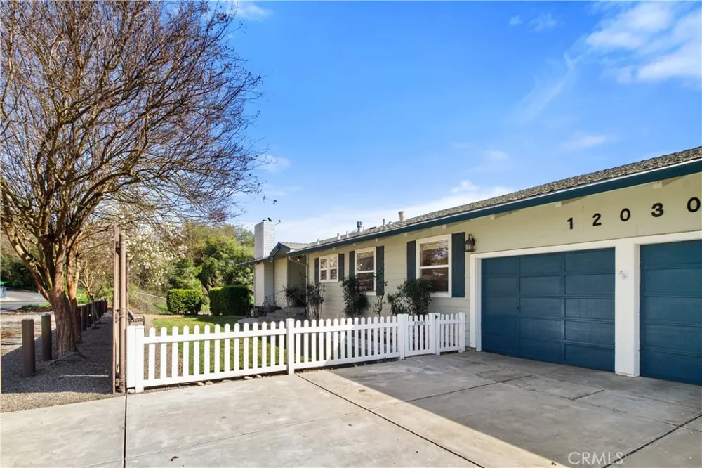 12030 Rodden Oakdale, CA 95361