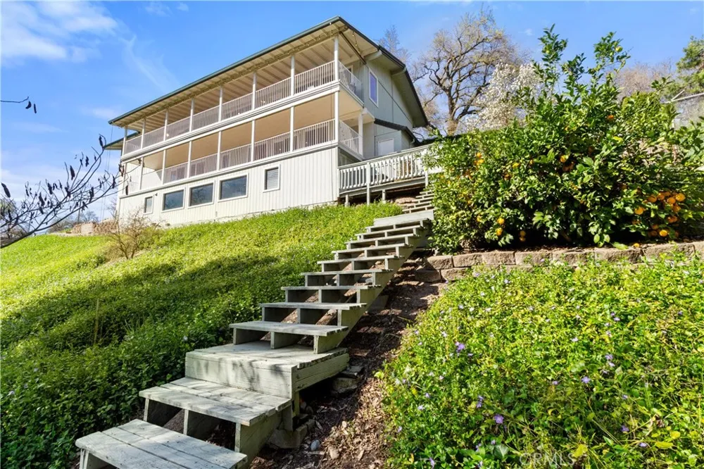 12030 Rodden Oakdale, CA 95361