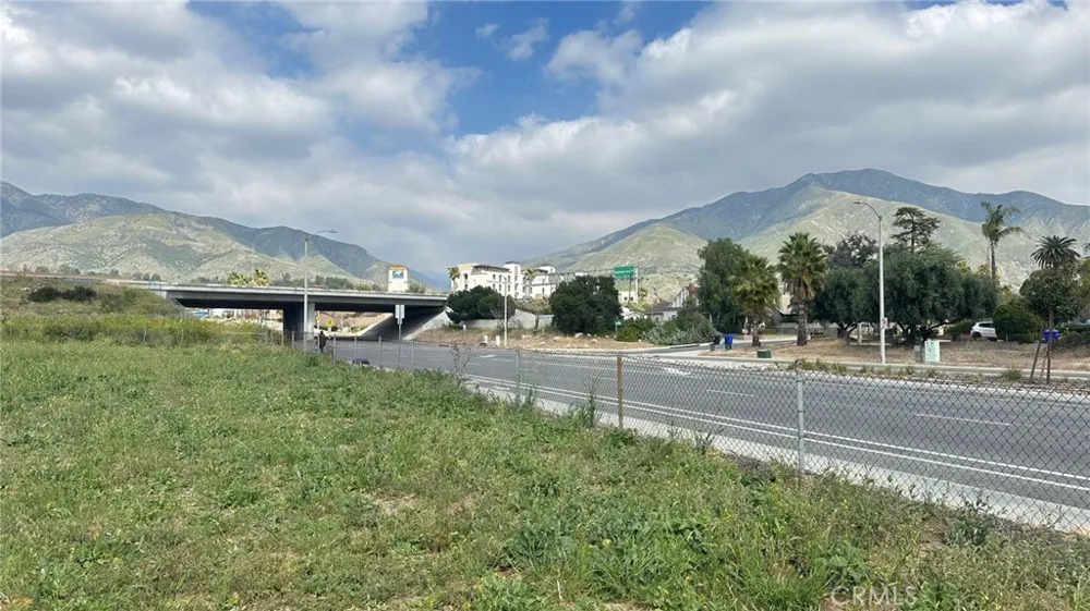 Boulder San Bernardino, CA 92346