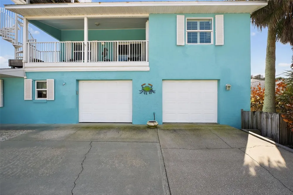 923 LOCUST STREET New Smyrna Beach, FL 32169
