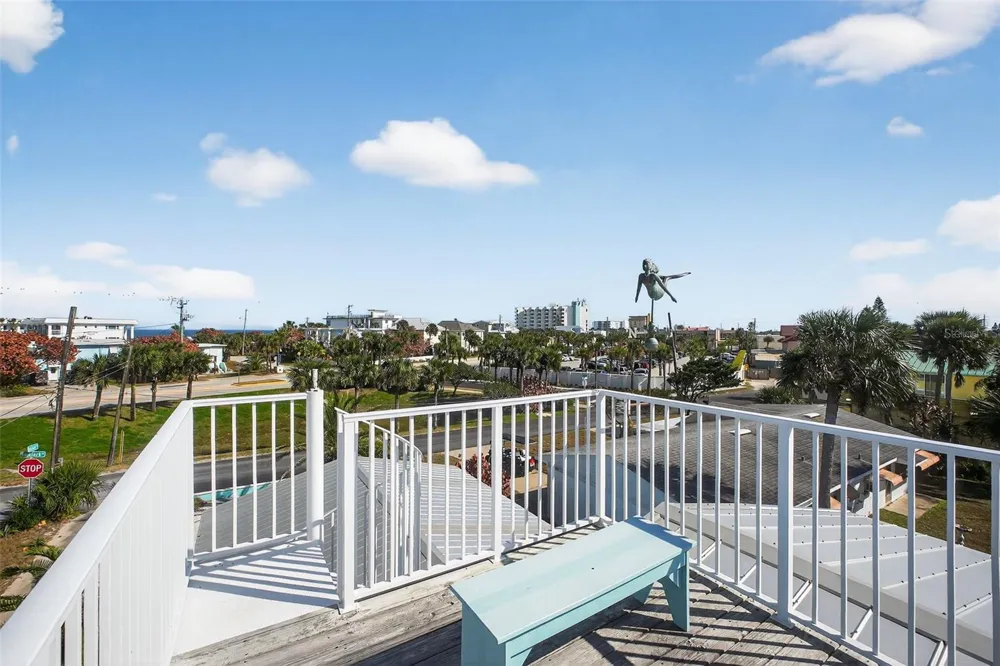 923 LOCUST STREET New Smyrna Beach, FL 32169