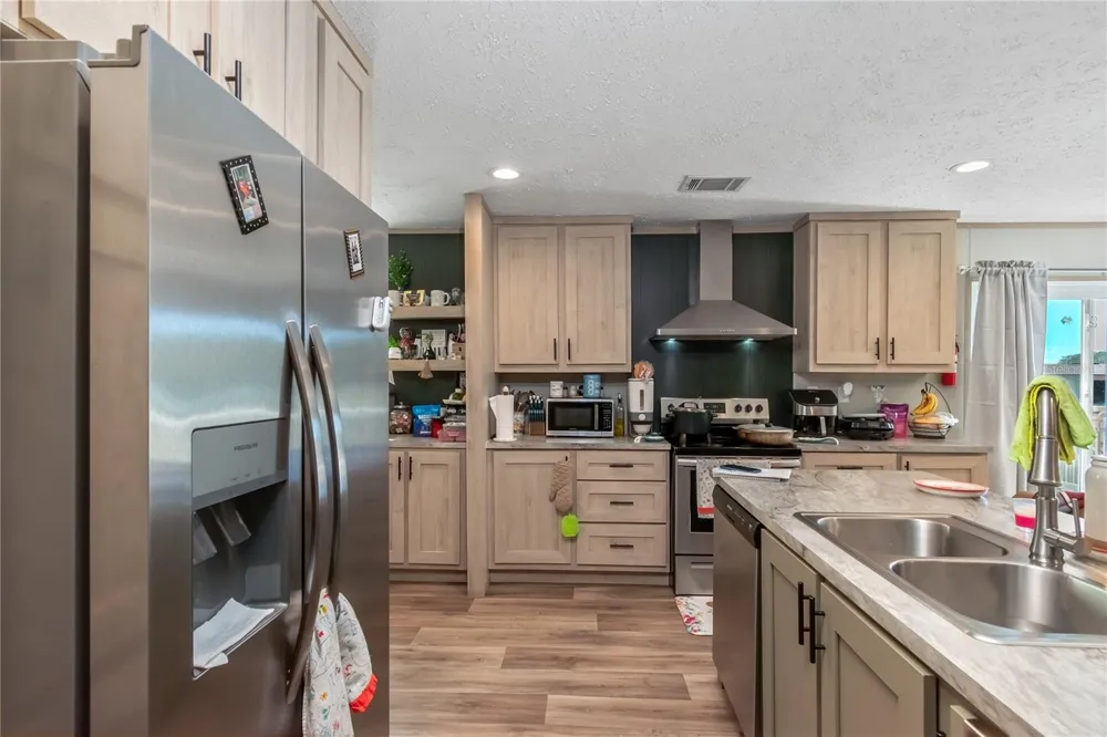 4700 NW 157TH COURT Morriston, FL 32668