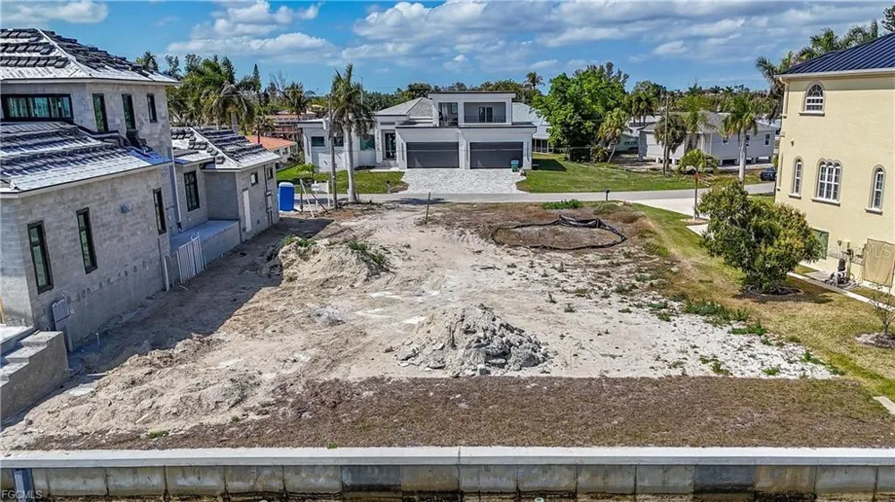 5929 SW 1ST AVENUE Cape Coral, FL 33914
