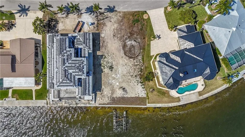 5929 SW 1ST AVENUE Cape Coral, FL 33914