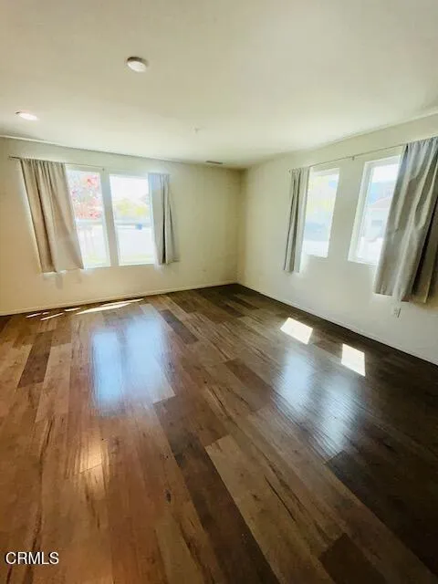 4045 Aurora Way Piru, CA 93040