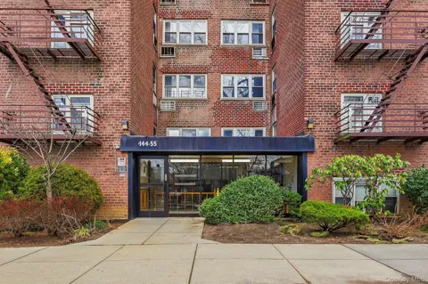 144-55 Melbourne Avenue #6J