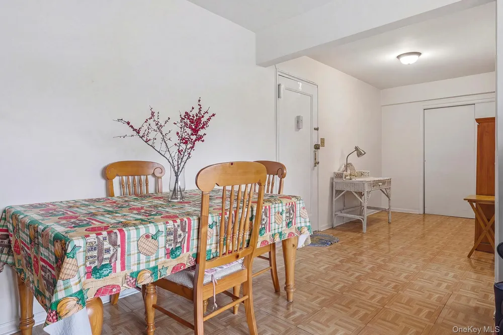 144-55 Melbourne Avenue #6J Flushing, NY 11367