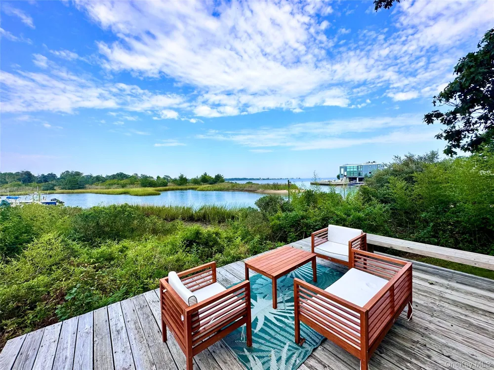 55 West End Avenue East Quogue, NY 11942
