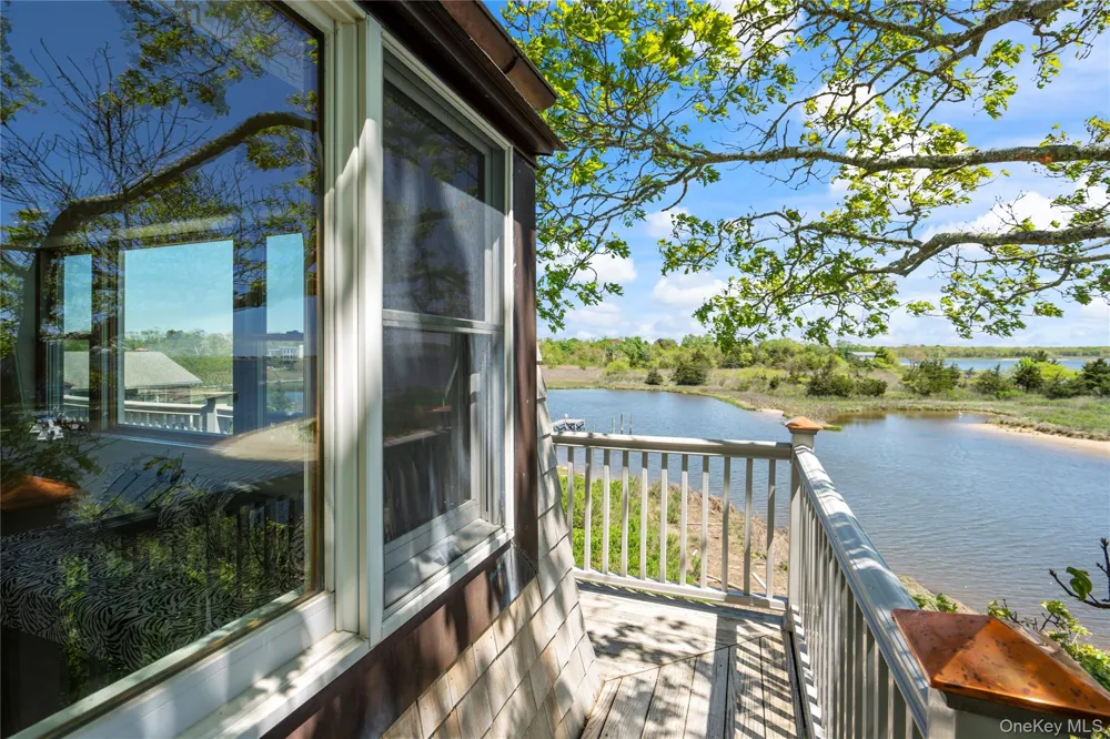 55 West End Avenue East Quogue, NY 11942