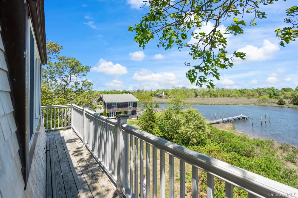 55 West End Avenue East Quogue, NY 11942
