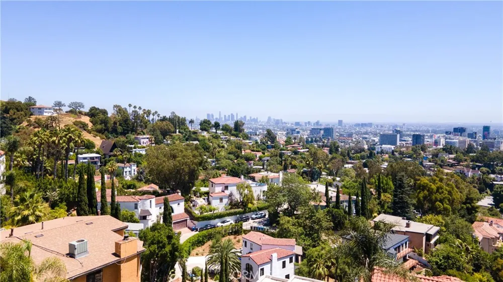 Quebec Drive Hollywood Hills East, CA 90068