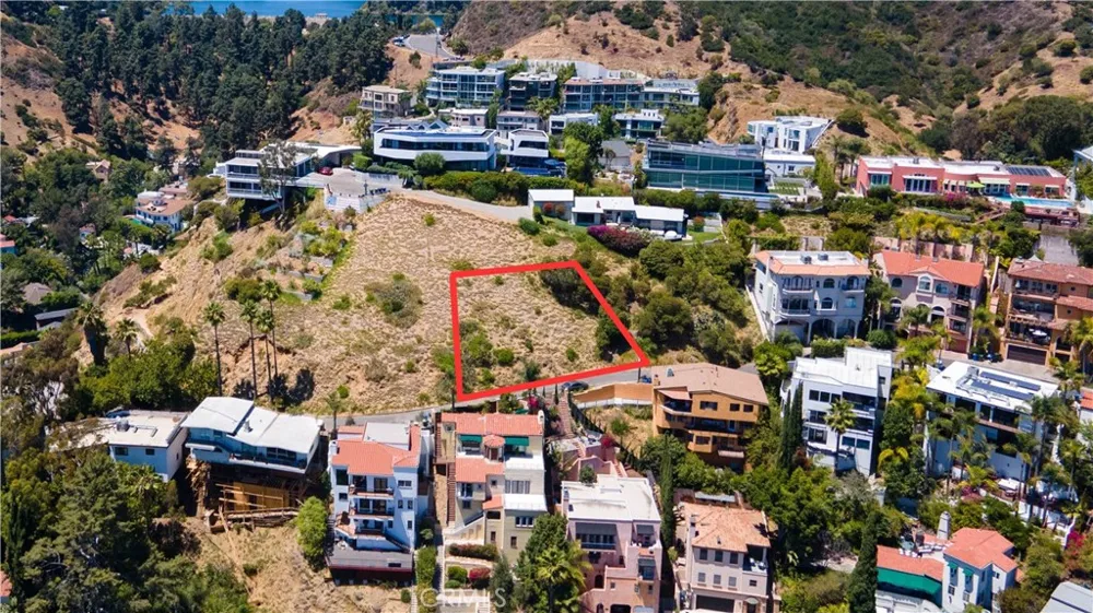 Quebec Drive Hollywood Hills East, CA 90068