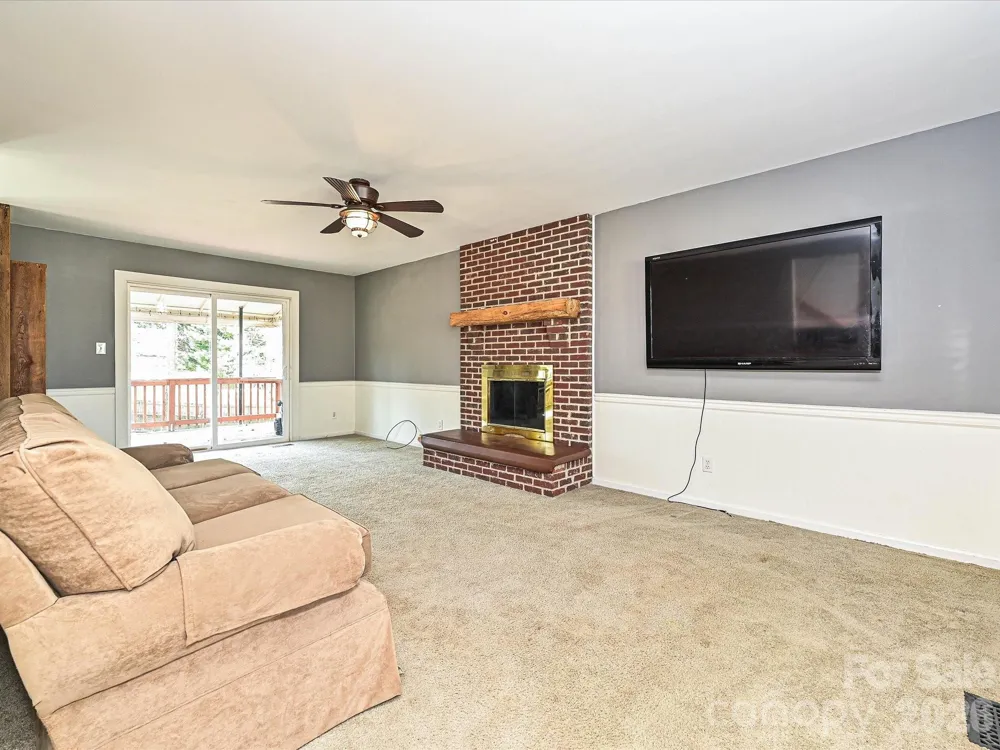 104 Deertrack Drive Mount Holly, NC 28120