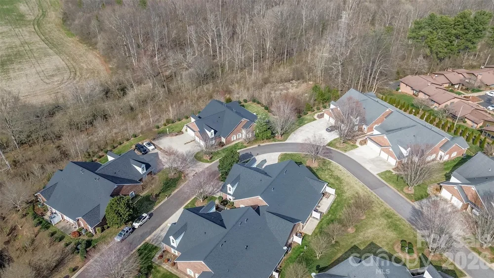 1365 Royalty Circle Statesville, NC 28625