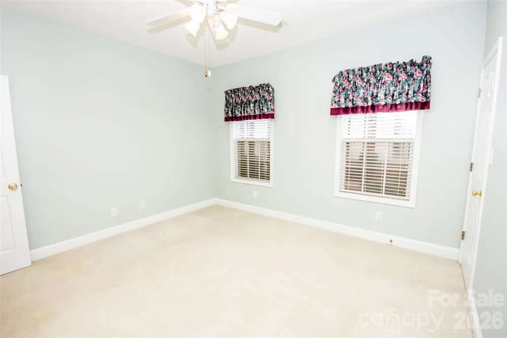 1365 Royalty Circle Statesville, NC 28625