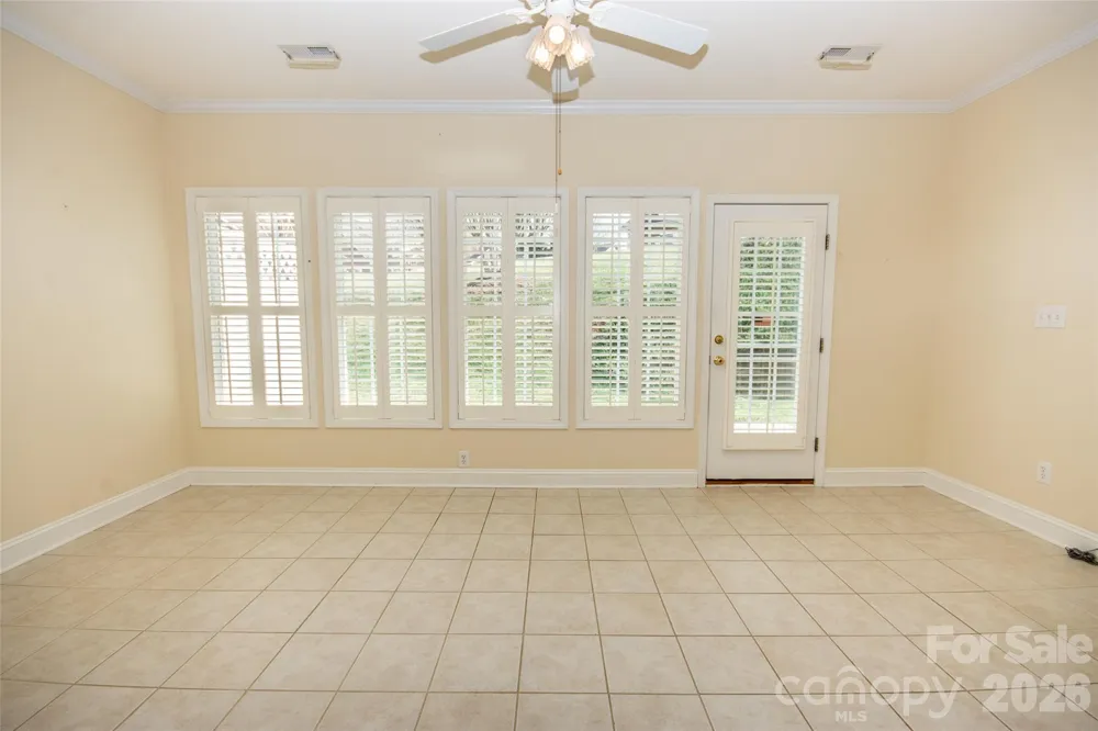 1365 Royalty Circle Statesville, NC 28625