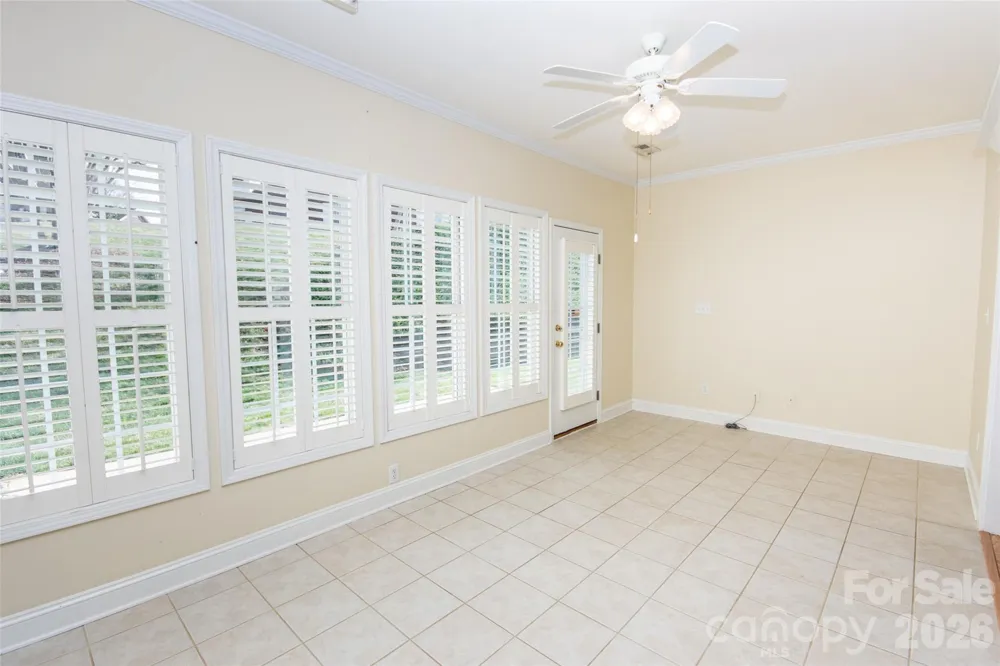 1365 Royalty Circle Statesville, NC 28625