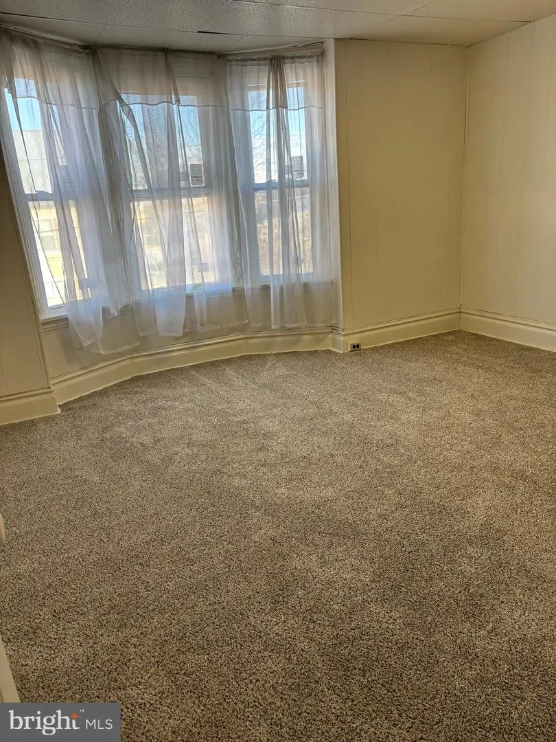 433 PEFFER STREET Harrisburg, PA 17102