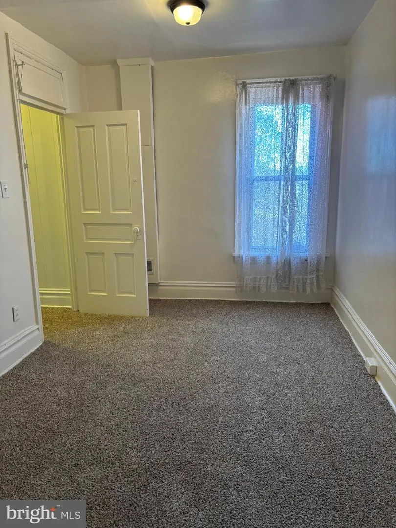 433 PEFFER STREET Harrisburg, PA 17102