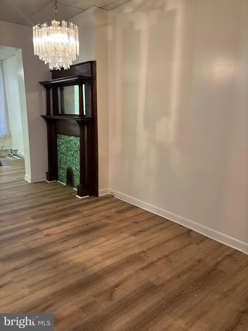 433 PEFFER STREET Harrisburg, PA 17102