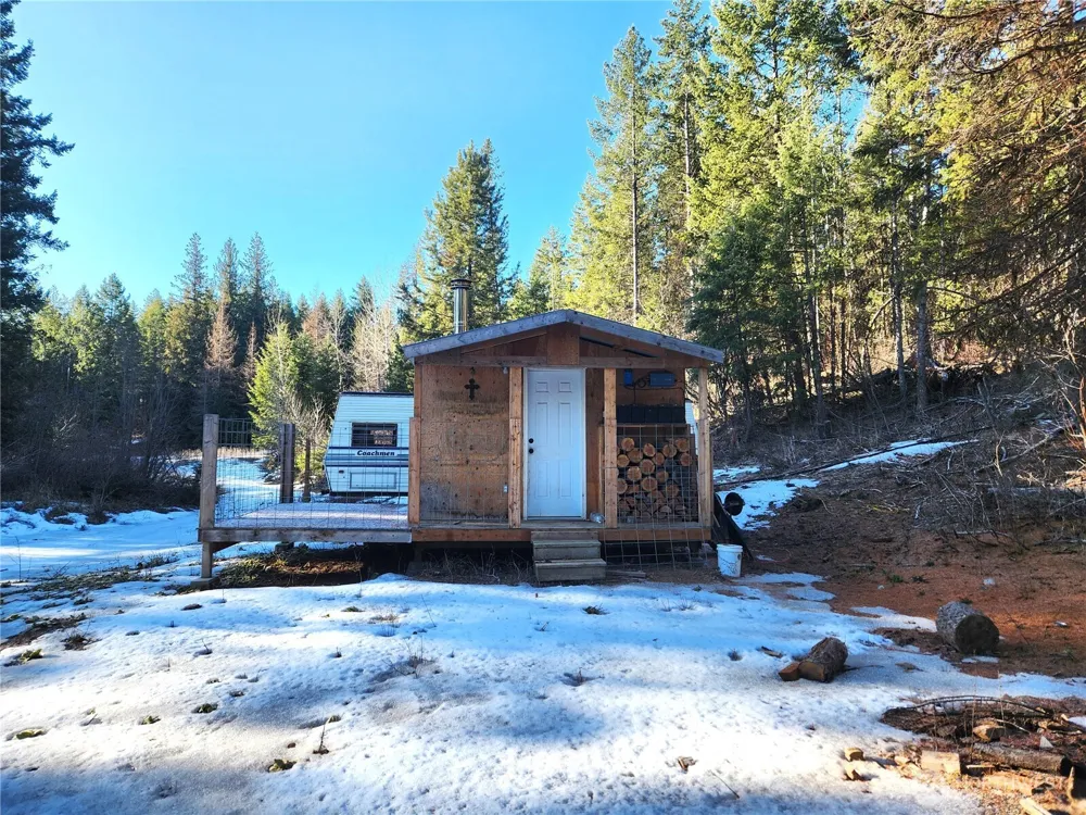 318 Rockabye Lane Curlew, WA 99118