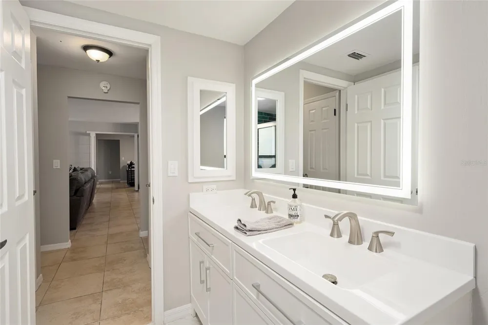 5201 NW 78TH COURT ocala, FL 34482