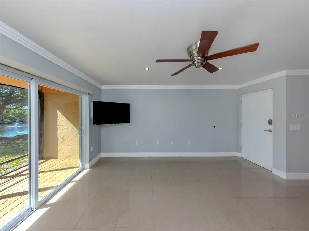 2616 HIDDEN LAKE DRIVE #A Sarasota, FL 34237
