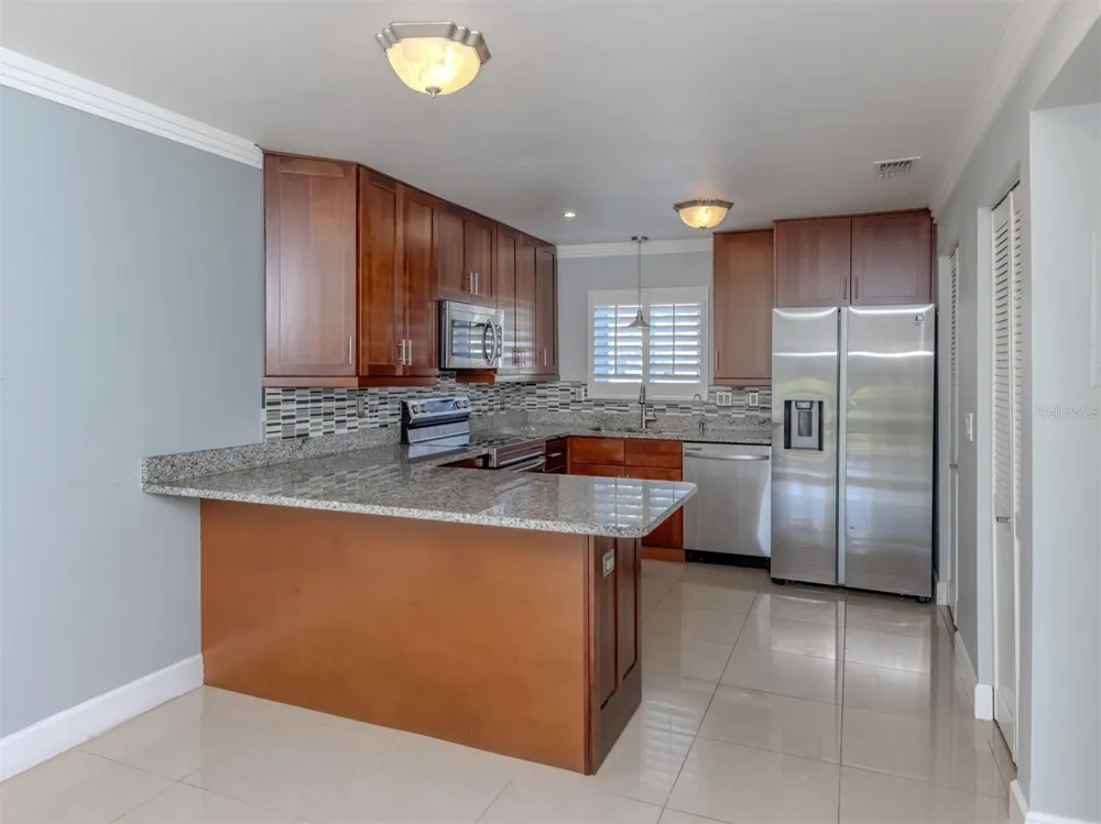 2616 HIDDEN LAKE DRIVE #A Sarasota, FL 34237