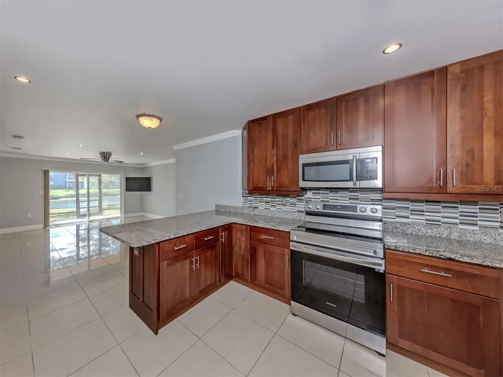 2616 HIDDEN LAKE DRIVE #A Sarasota, FL 34237