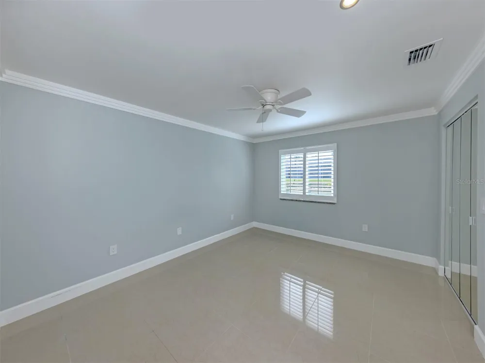 2616 HIDDEN LAKE DRIVE #A Sarasota, FL 34237