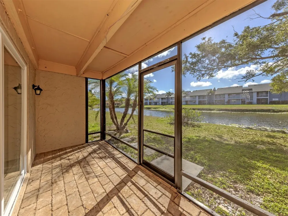 2616 HIDDEN LAKE DRIVE #A Sarasota, FL 34237