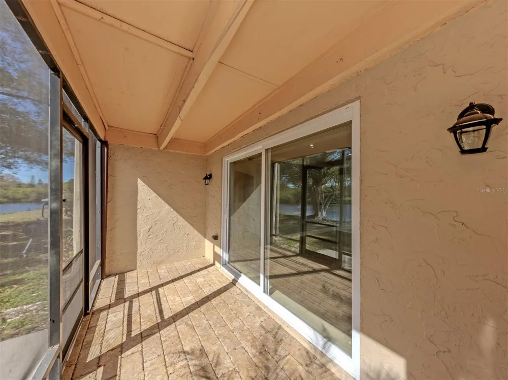 2616 HIDDEN LAKE DRIVE #A Sarasota, FL 34237