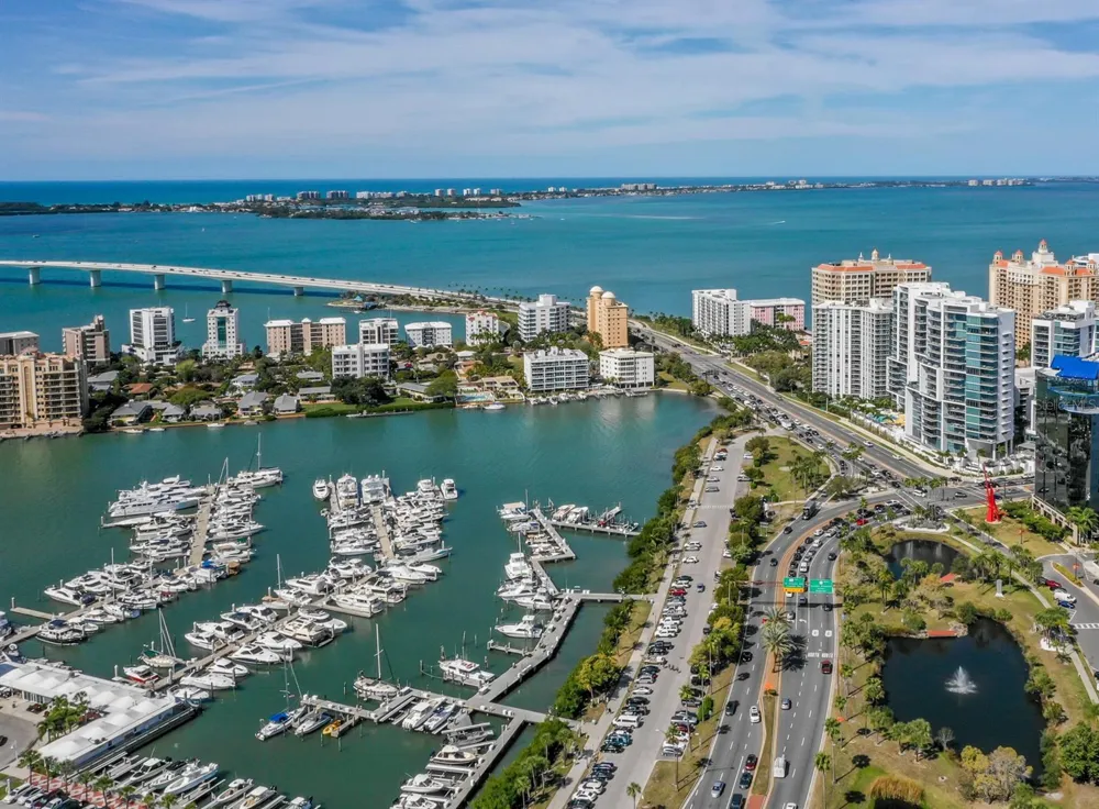2616 HIDDEN LAKE DRIVE #A Sarasota, FL 34237