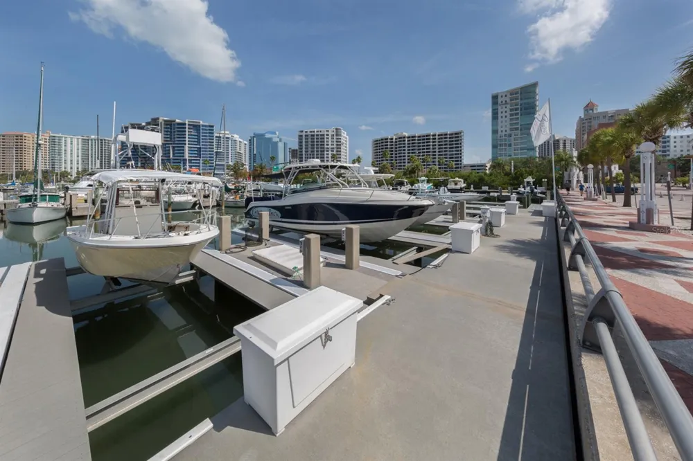 2616 HIDDEN LAKE DRIVE #A Sarasota, FL 34237