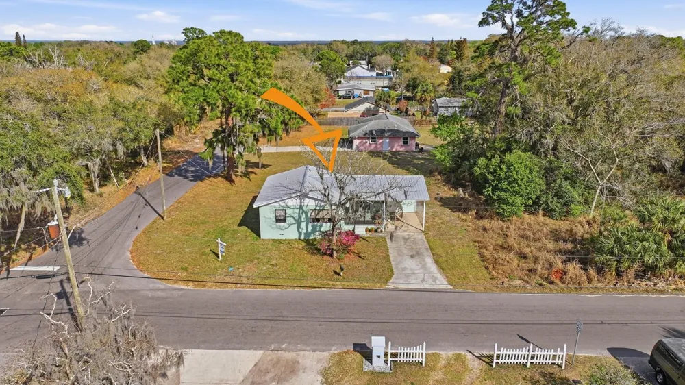2627 MYRTLE AVENUE Mims, FL 32754